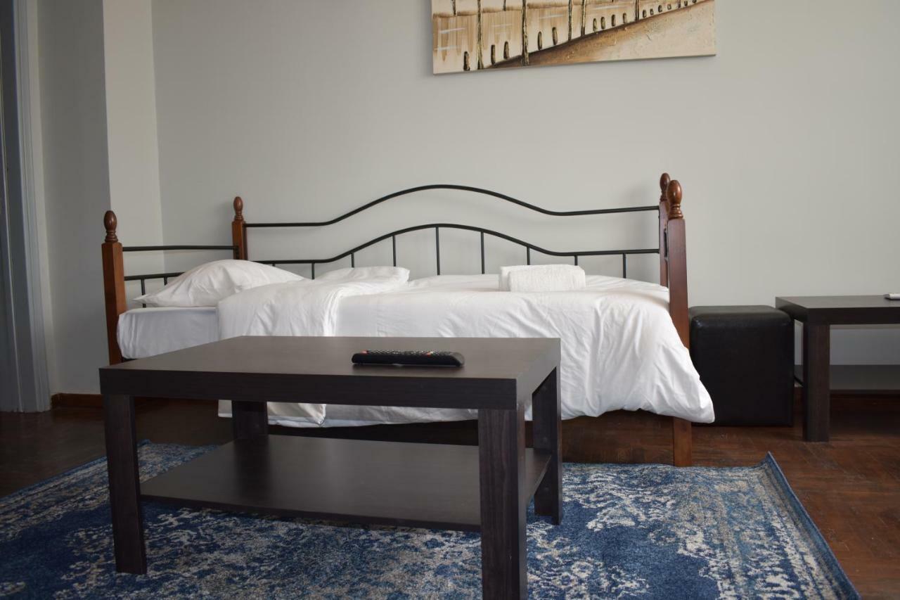 Athenian Modern Apartment Mavili Square Dış mekan fotoğraf